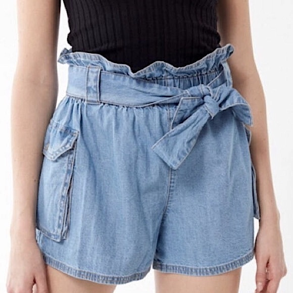 URBAN OUTFITTERS Paper-bag Waist Denim Shorts - Picture 1 of 10
